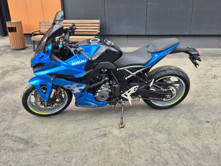 2024 Suzuki GSX-8R, синий, 1135000 рублей, вид 1