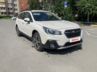 2018 Subaru Outback V Рестайлинг, белый, 3290000 рублей, вид 3