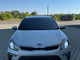 2017 Kia Rio IV, бежевый, 1250000 рублей, вид 3