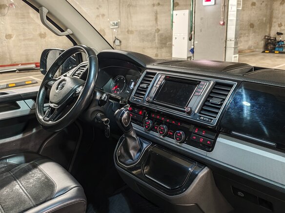 2017 Volkswagen Multivan T6, чёрный - вид 17