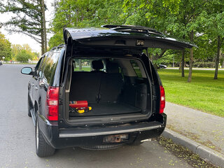 2013 Chevrolet Tahoe 6AT III, чёрный, 1790000 рублей, вид 3