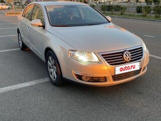 2010 Volkswagen Passat B6, серебристый, 590000 рублей, вид 2