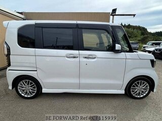 2021 Honda N-BOX II Рестайлинг, белый, 730000 рублей, вид 3