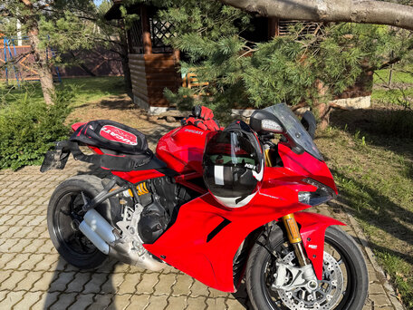 2019 Ducati Supersport, красный, 1099099 рублей, вид 1
