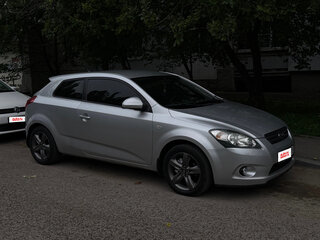 2009 Kia Ceed I, серебристый, 745000 рублей, вид 1