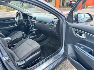 2018 Kia Rio X-Line IV, серый, 1350000 рублей, вид 5