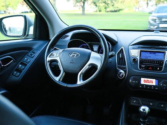 2011 Hyundai ix35 I, золотистый, 1100000 рублей - вид 7