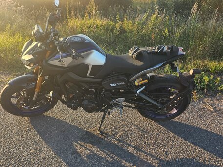 2019 Yamaha MT-09 (FZ-09), серый, 900000 рублей, вид 1