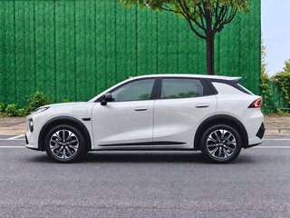 2026 Changan Qiyuan Q05 51.9 kWh II, серебристый, 2190000 рублей, вид 2