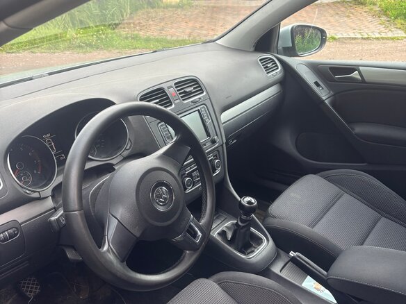 2011 Volkswagen Golf VI, серебристый, 830000 рублей - вид 8