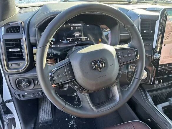 2026 Ram 1500 Crew Cab V Рестайлинг, чёрный, 9880000 рублей - вид 14