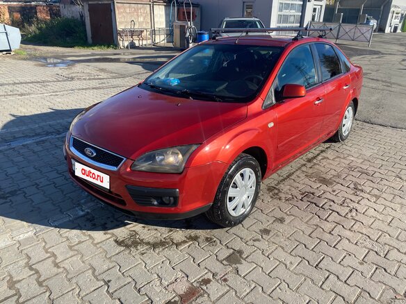 2008 Ford Focus II, красный, 400000 рублей