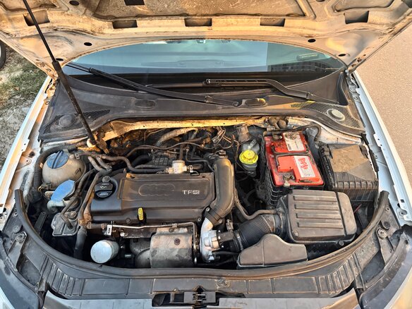 2009 Audi A3 II (8P) Рестайлинг 2, белый, 760000 рублей - вид 14