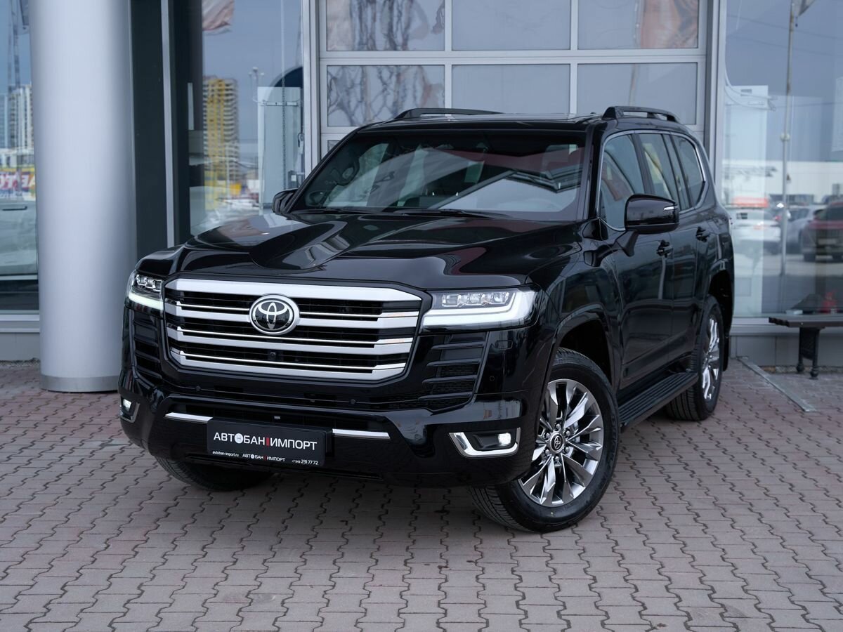 Открыть фотографии: Toyota Land Cruiser 300 Series