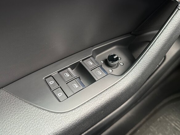 2020 Audi A6 40 TDI V (C8), чёрный, 4200000 рублей - вид 12