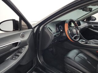 2022 Hyundai Sonata VIII (DN8), серебристый, 1660000 рублей, вид 5