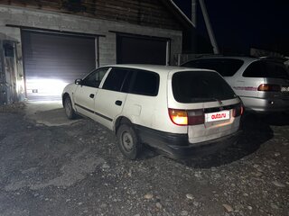 1997 Toyota Caldina I Рестайлинг, белый, 130000 рублей, вид 1