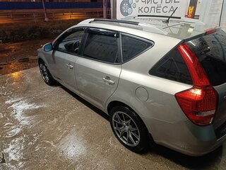 2010 Kia Ceed I Рестайлинг, серебристый, 750000 рублей, вид 4