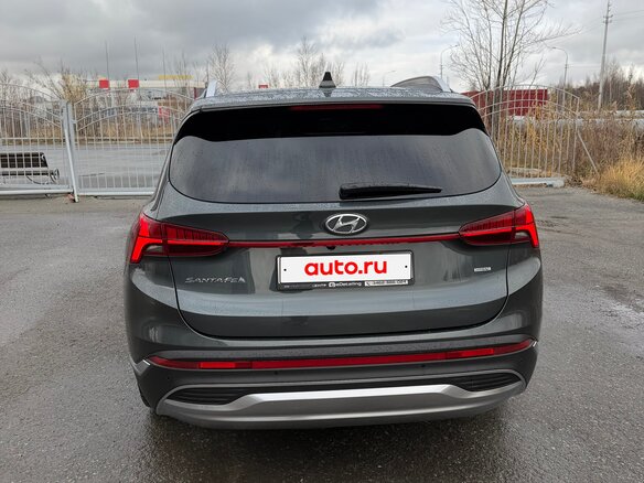 2023 Hyundai Santa Fe IV Рестайлинг, серый, 5100000 рублей - вид 2
