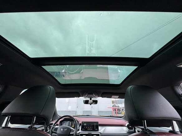 2021 Geely Coolray I, серебристый, 1449000 рублей - вид 18
