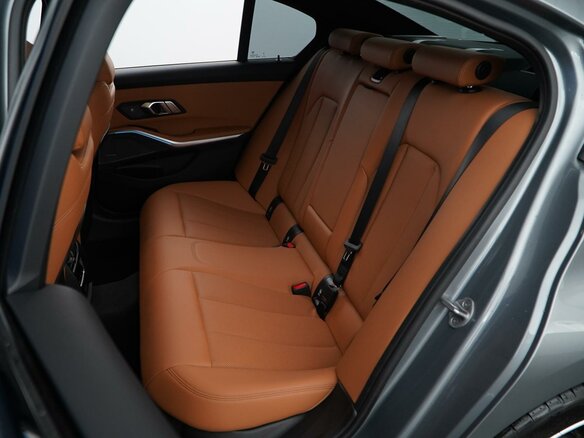2025 BMW 3 серии 320d VII (G2x) Рестайлинг 2, серый, 6394000 рублей - вид 8