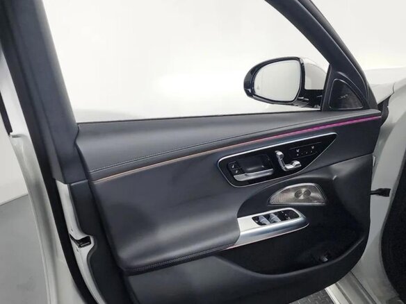 2025 Mercedes-Benz E-Класс 300 VI (W214, S214), белый - вид 4