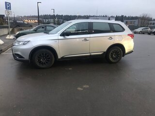 2019 Mitsubishi Outlander III Рестайлинг 3, серебристый, 2699000 рублей, вид 4