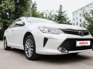 2016 Toyota Camry VII (XV50) Рестайлинг, белый, 1980000 рублей, вид 5