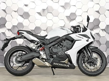 2023 Honda CBR 650R, белый, 957000 рублей, вид 3