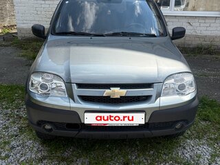 2012 Chevrolet Niva I Рестайлинг, серый, 575000 рублей, вид 1