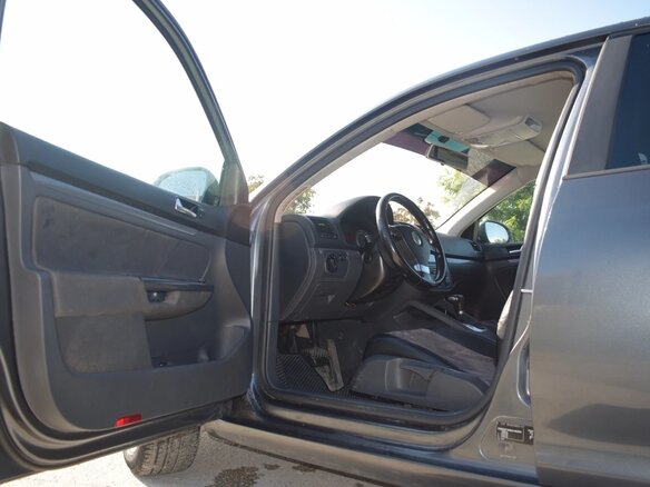2008 Volkswagen Jetta V, серый, 500000 рублей - вид 9