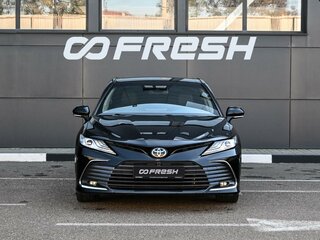 2021 Toyota Camry VIII (XV70) Рестайлинг, чёрный, 2898000 рублей, вид 3