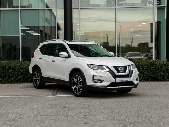 2019 Nissan X-Trail III Рестайлинг, белый, 1830000 рублей - вид 4