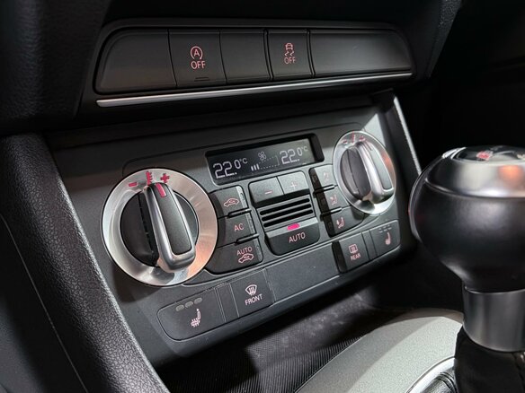 2012 Audi Q3 I (8U), оранжевый, 1657000 рублей - вид 12