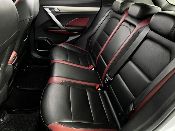 2022 Geely Coolray I, серый, 1630000 рублей - вид 9