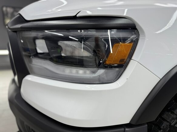 2023 Ram 1500 Crew Cab V, белый, 7700000 рублей - вид 32