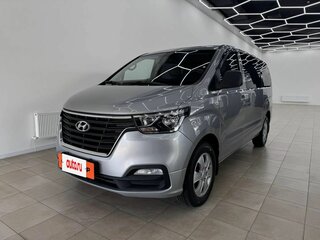 2019 Hyundai Grand Starex I Рестайлинг 2, серебристый, 3500000 рублей, вид 3