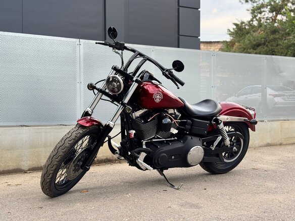 2006 Harley-Davidson Street Bob, красный, 790000 рублей - вид 6