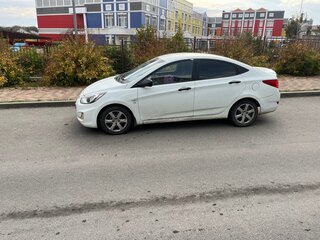 2012 Hyundai Solaris I, белый, 814000 рублей, вид 4