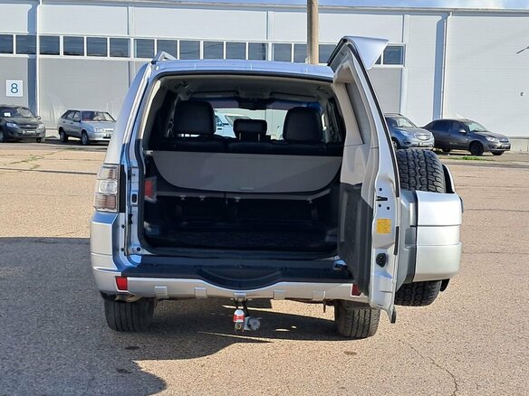 2010 Mitsubishi Pajero IV, серебристый, 1145000 рублей - вид 11