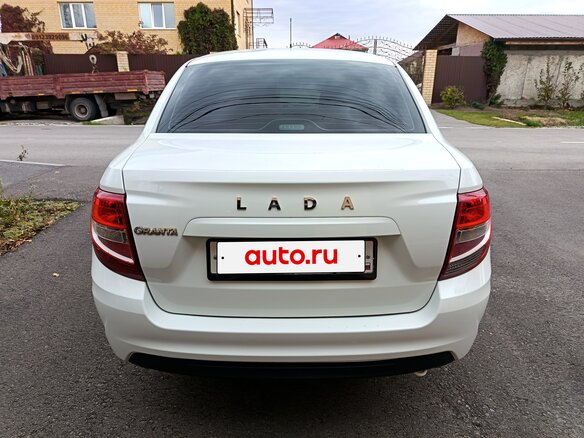 2020 Lada (ВАЗ) Granta I Рестайлинг, белый, 480000 рублей - вид 2