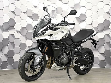 2025 Triumph Tiger Sport 660, белый, 977000 рублей, вид 2