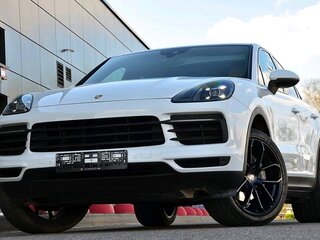 2019 Porsche Cayenne Coupé III, белый, 5060000 рублей, вид 4