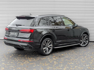 2023 Audi Q7 50 TDI II (4M) Рестайлинг, чёрный, 8650000 рублей, вид 5
