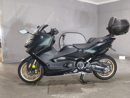 2023 Yamaha TMAX, зелёный, 1200000 рублей, вид 2