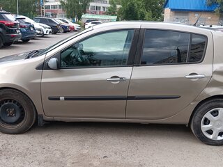 2008 Renault Clio III, бежевый, 350000 рублей, вид 2