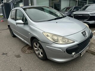 2007 Peugeot 307 I Рестайлинг, серебристый, 299000 рублей, вид 3