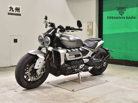 2024 Triumph Rocket 3, чёрный, 2327000 рублей, вид 3