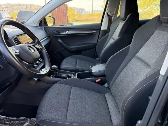 2022 Skoda Karoq I Рестайлинг, чёрный, 2282000 рублей - вид 9