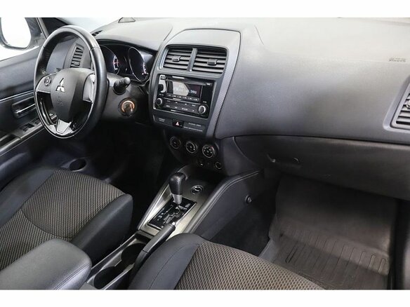 2018 Mitsubishi ASX I Рестайлинг 2, белый, 1496000 рублей - вид 4